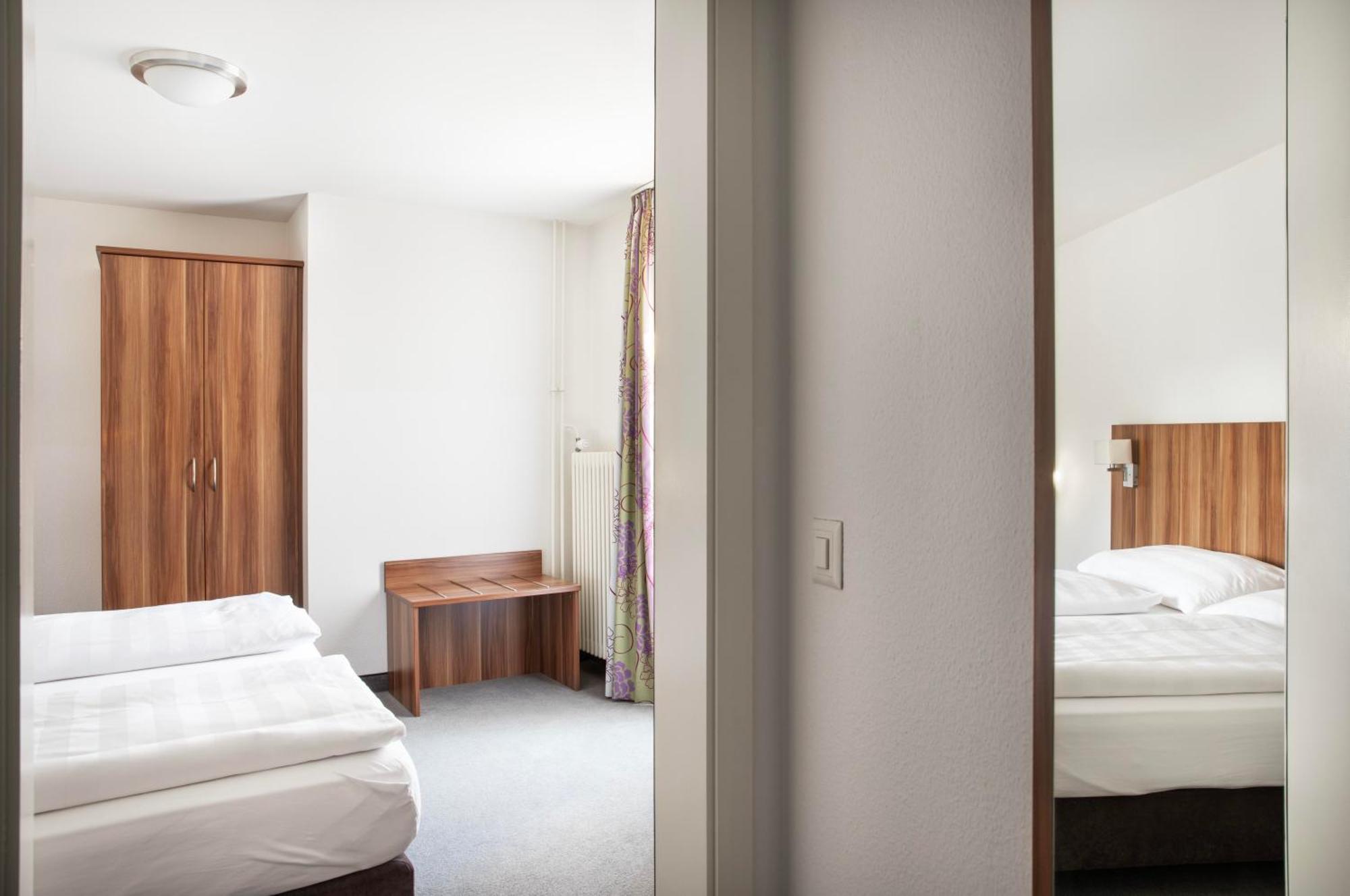 Hotel Resslirytti Basel Ngoại thất bức ảnh