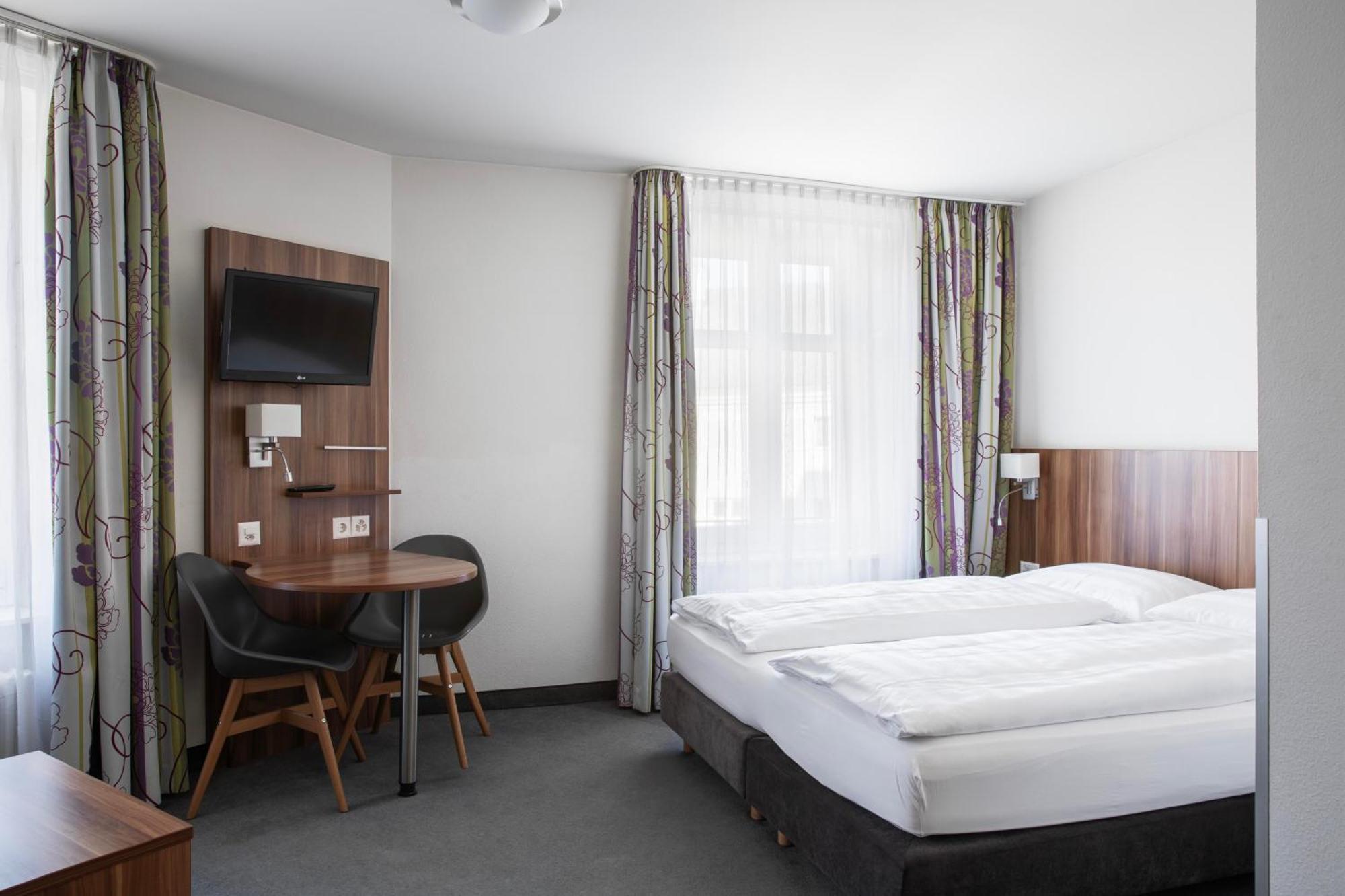 Hotel Resslirytti Basel Ngoại thất bức ảnh
