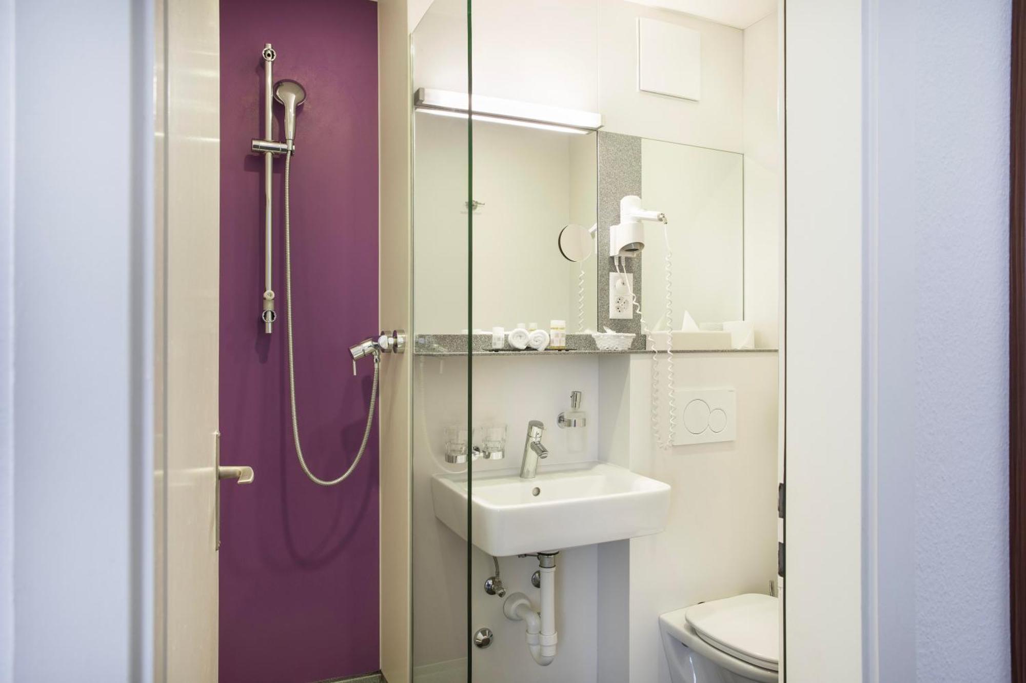 Hotel Resslirytti Basel Ngoại thất bức ảnh